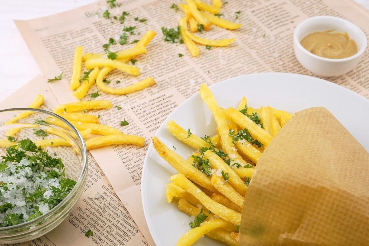 Comment préparer de bonnes frites avec une friteuse ?