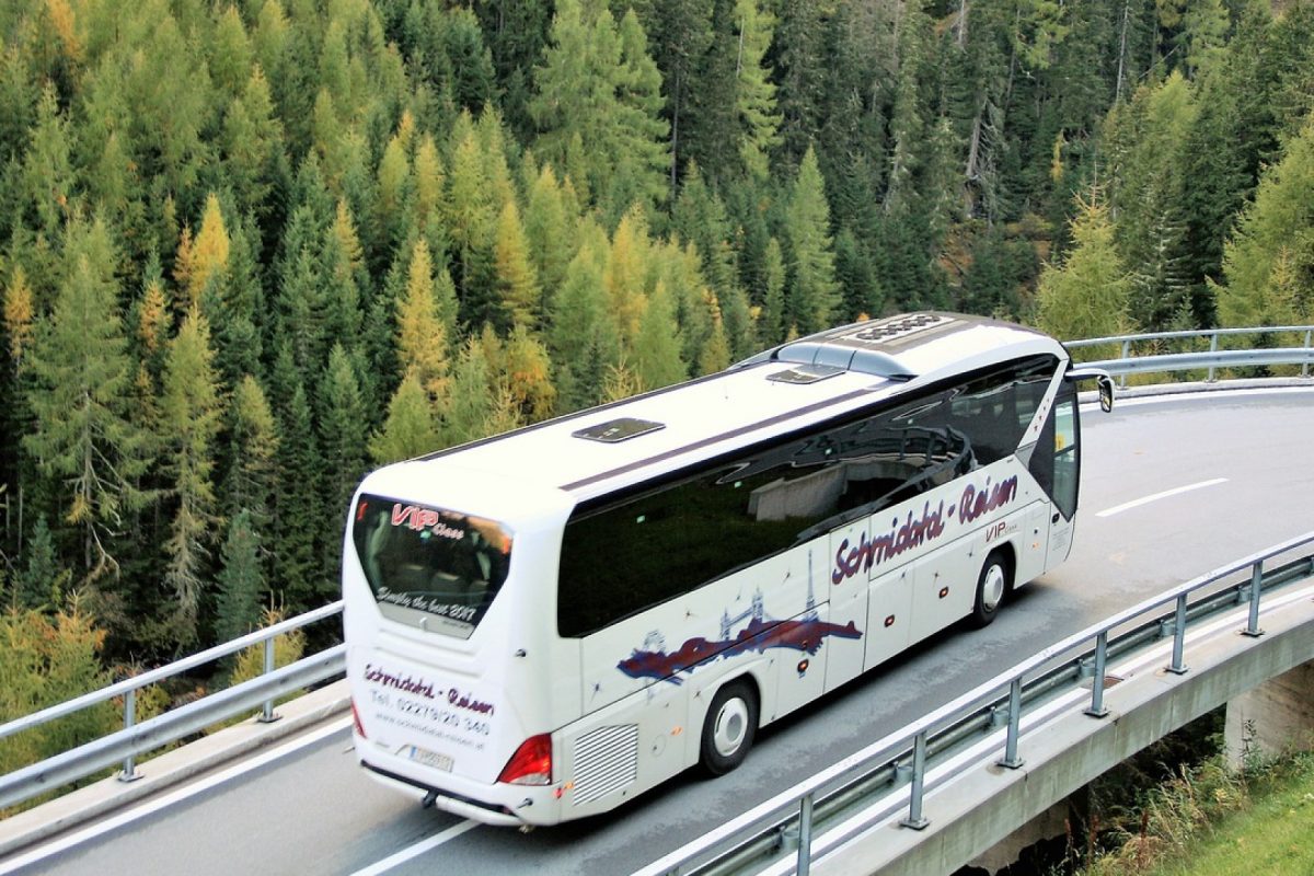 Pourquoi s’allier avec une compagnie de location de bus ?