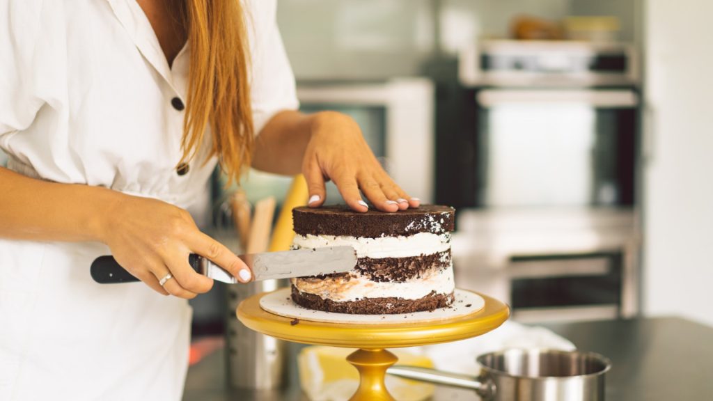 Pourquoi miser sur un équipement de pâtisserie haut de gamme pour sublimer vos créations ?